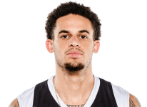 https://img.jingbaotiyu.cn/img/basketball/player/6a39b99001f0f3971dd5d4e3e7f71329.png