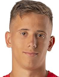https://img.jingbaotiyu.cn/img/football/player/24c00ee8c62afa6d5050702c39d95d60.jpg