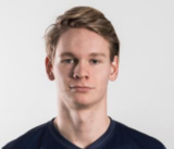 https://img.jingbaotiyu.cn/img/football/player/647893f01147fe42ece5d2d68e21aec4.jpg