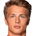 https://img.jingbaotiyu.cn/img/football/player/aef31510de87a239f51ea8a02729b4eb.png