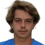 https://img.jingbaotiyu.cn/img/football/player/af799439a3a45b13314fede6e8cf2694.png