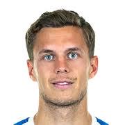 https://img.jingbaotiyu.cn/img/football/player/d83a30473acf48aa97bfd40f2752bb78.jpg